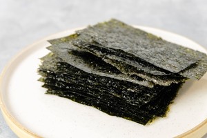 Gim prices fall slightly after yearlong climb