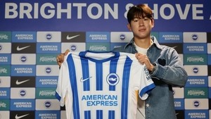 S. Korean teenager Yoon Do-young signs for Brighton & Hove Albion