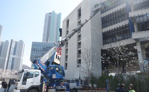 KBO club's home games relocated in aftermath of stadium tragedy