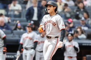 Giants' Lee Jung-hoo homers twice on career day vs. Yankees