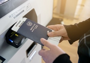 Romanization rules not mandatory for names on passports: court