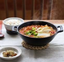 The many ways Koreans cook up canned tuna