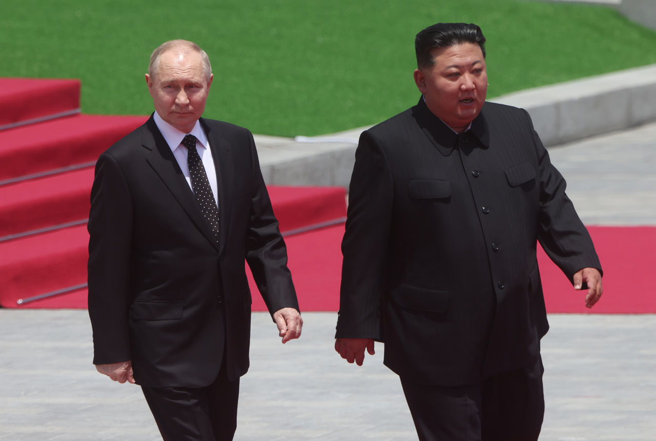 Russia's President Vladimir Putin (left) and North Korean Leader Kim Jong-un (right) attend a welcoming ceremony in Pyongyang, North Korea on June 19, 2024. (GettyImages)