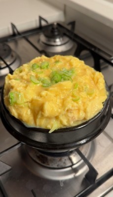 Steamed eggs in stone pot
