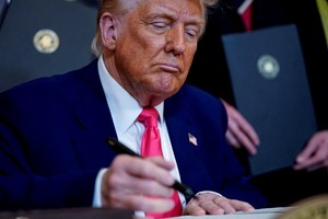 Seoul says will prioritize tariff negotiations after phone call with Trump