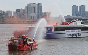 Fire drill on Han River
